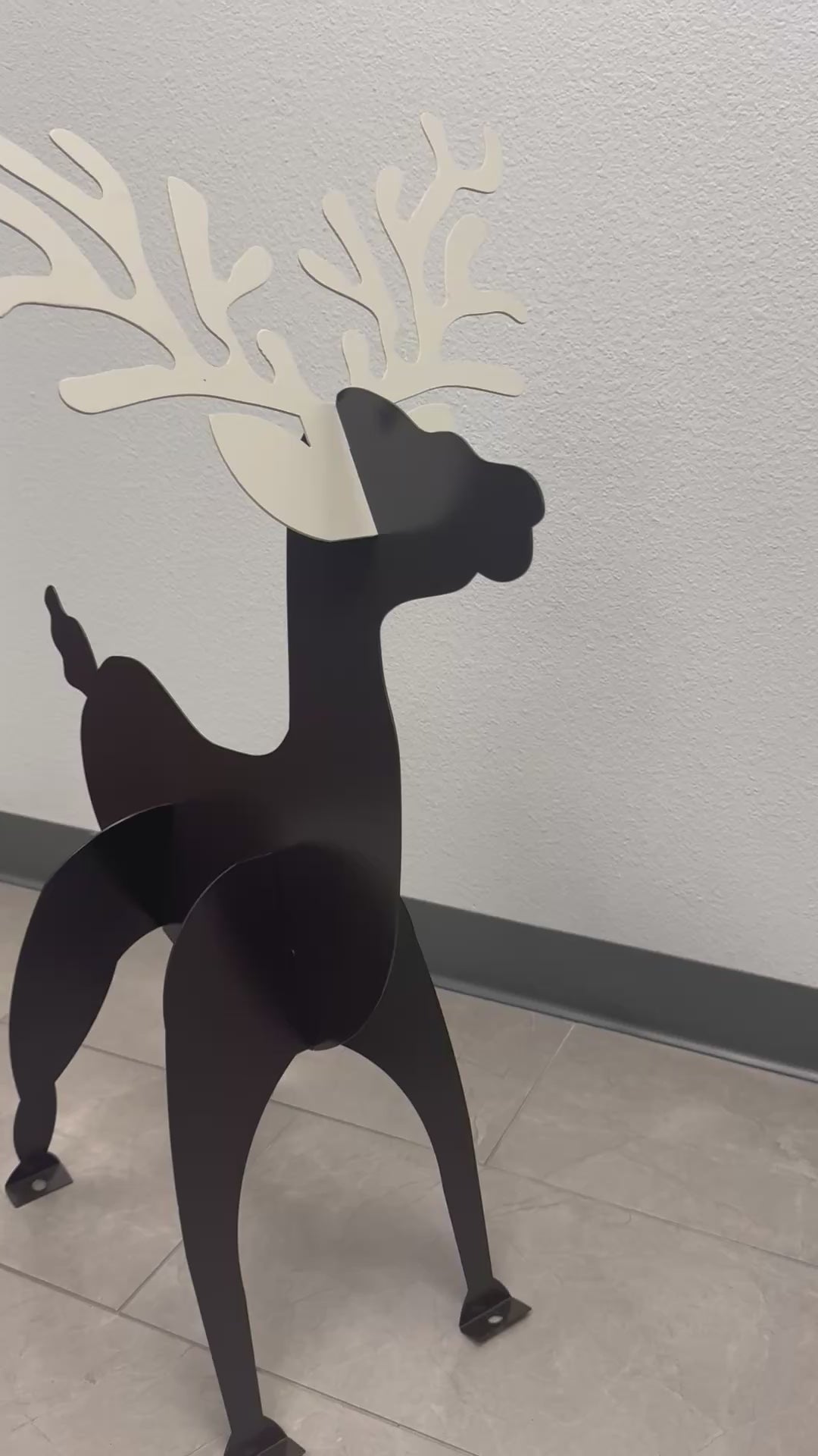 Reindeer Metal Yard Decor